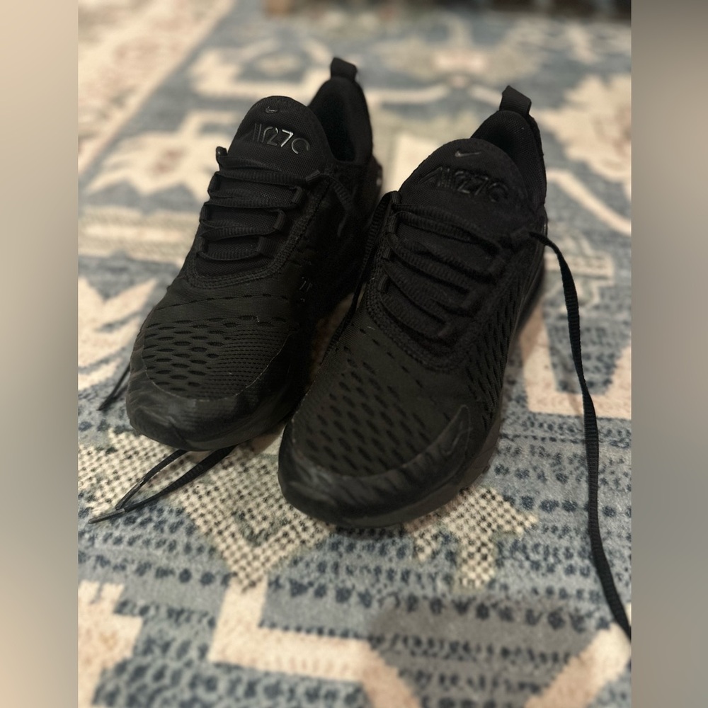 Triple Black Nike Air Max 270’s